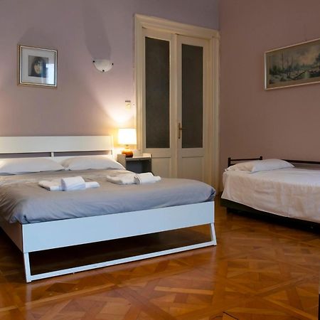 La Casa Del Teatro - Hostel Trieste Eksteriør billede